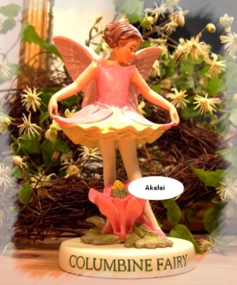 Columbine - Akelei -  Figur auf Sockel - Original Flower Fairies Fairy - NEU