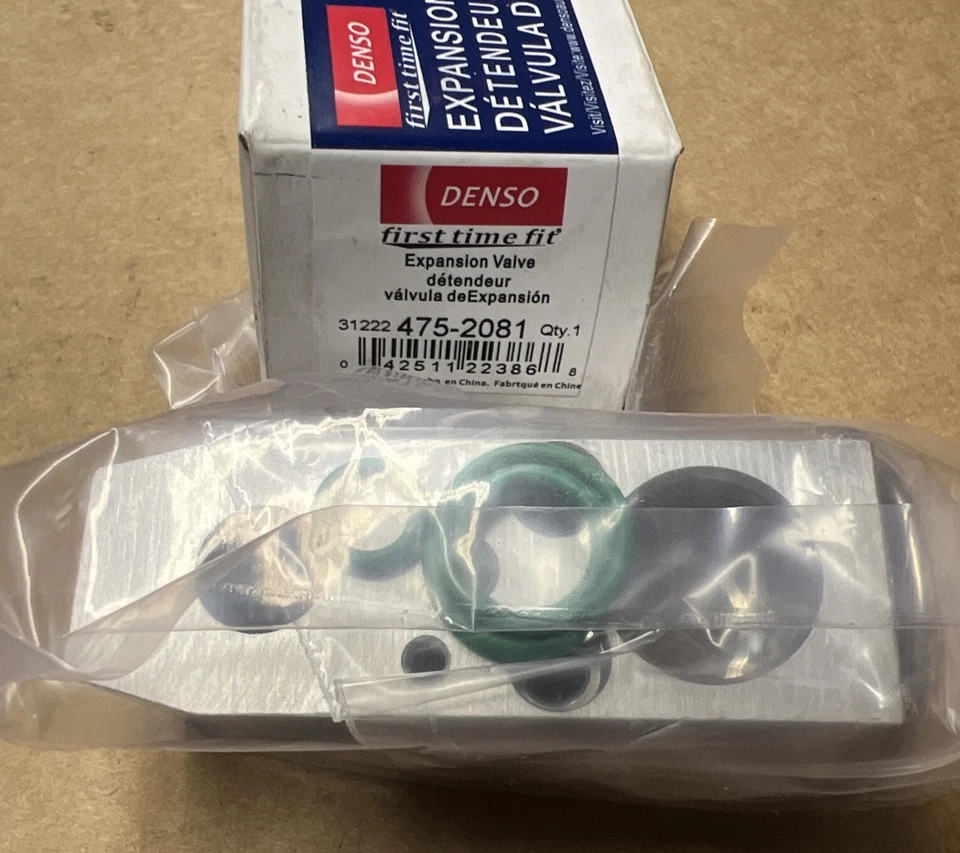 Válvula de expansión de aire acondicionado delantera Denso 475-2081 Foto 2 de 4