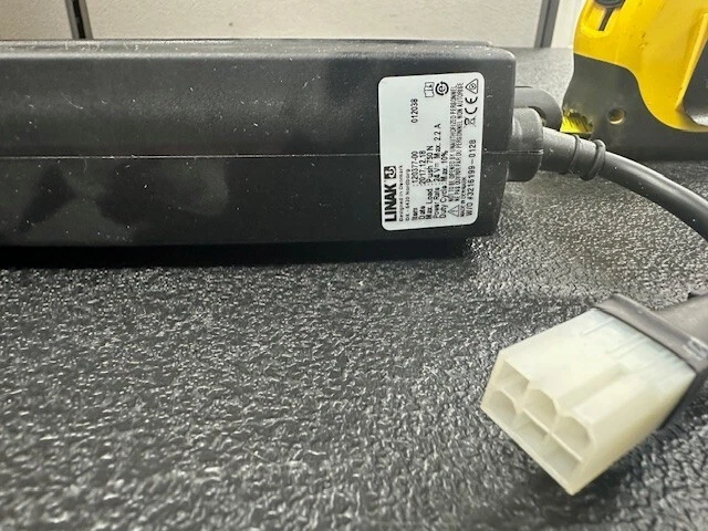 Actuador de respaldo articulado LINAK para silla de ruedas Quickie Power 120377-00 (17) Foto 3 de 4
