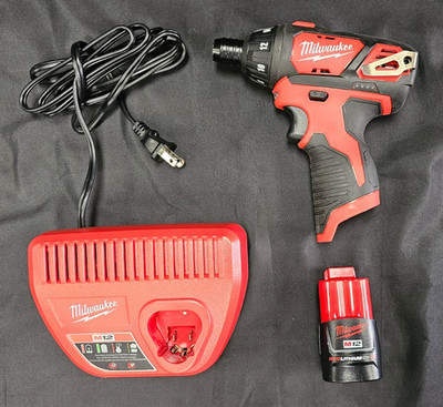 Milwaukee 2401-20 M12 Screwdriver W/ 1.5Ah Battery & Charger