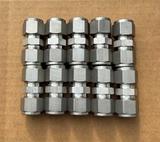 Lot of 10 Swagelok 1/2"  Stainless Steel  Union  SS-810-6     New