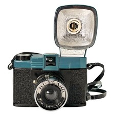 Hi-Flash 120 Film Camera Diana style