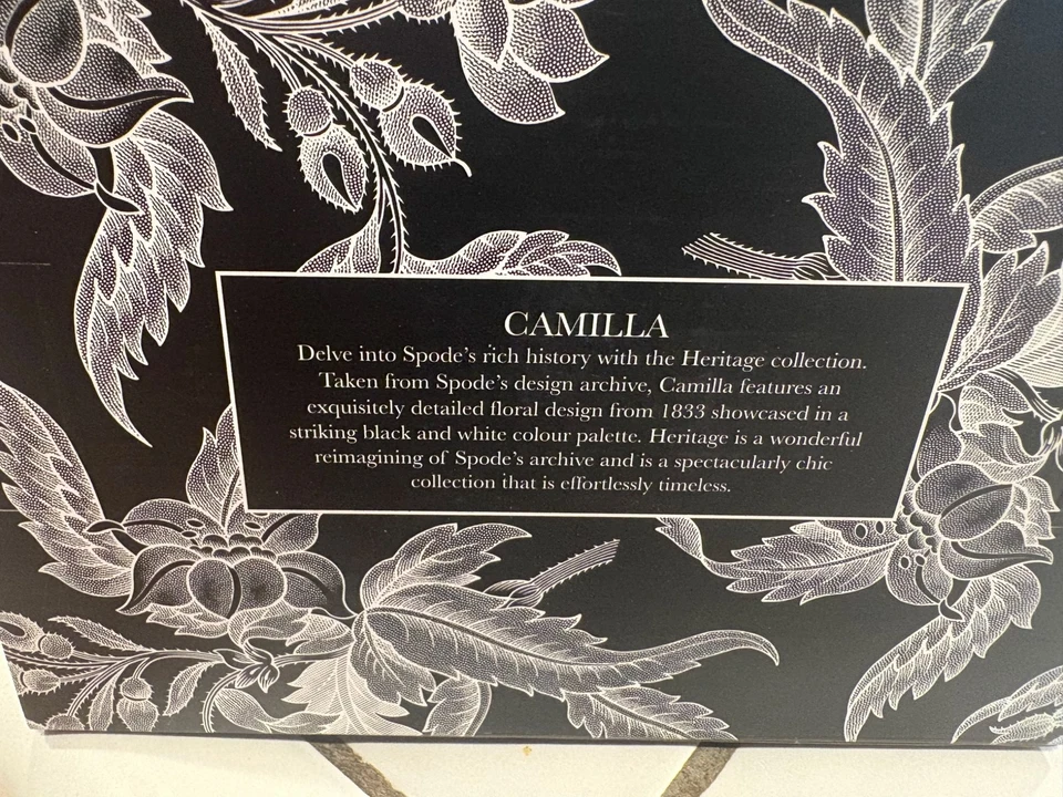 NEW Spode Heritage Christmas Tree Tea 3 Pc Set Ornaments Mini Teapot Cup Creamer - Image 4 of 4