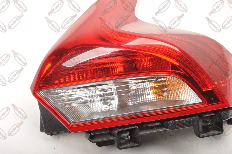 VOLVO V40 II Luz Trasera Derecho 31395845 - Imagen 4 de 4