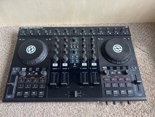 Native Instruments Traktor Kontrol S4 MK1 DJ Controller 4-Channel, With Cables