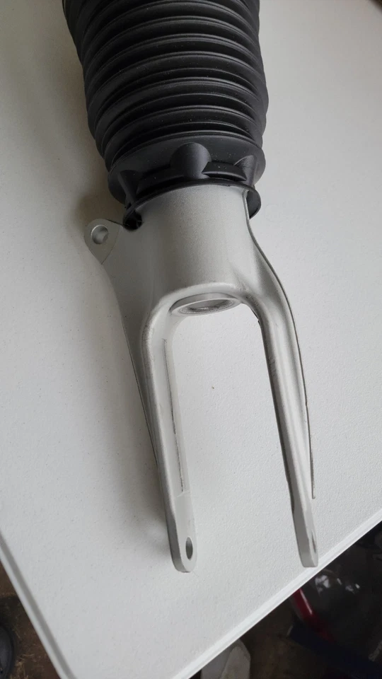 Amortiguador de suspensión neumática delantero izquierdo para Porsche Panamera Base GTS Turbo 4S 2014-2016 Foto 4 de 4