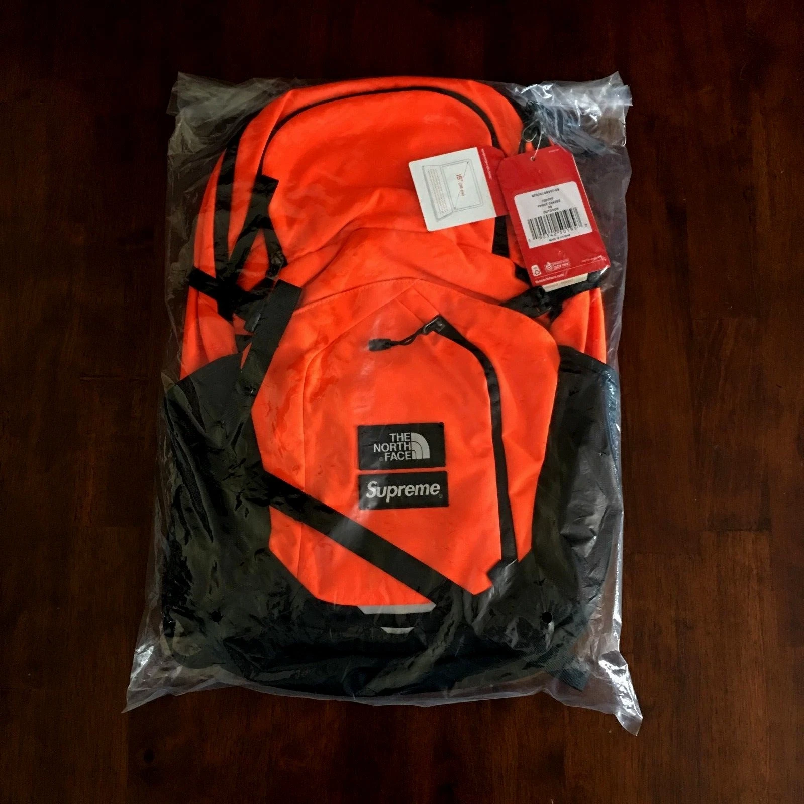 SAC À DOS SUPREME THE NORTH FACE POCONO POWER ORANGE NOIR BOÎTE FW16 LOGO TNF NEUF