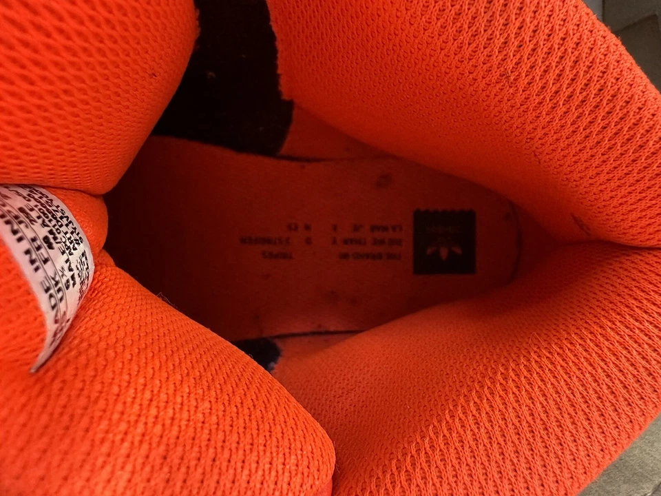 Raras Adidas Varial Zapatillas Para Hombre Talla Mediana 10.5 Negro/Naranja D68666 Foto 4 de 4