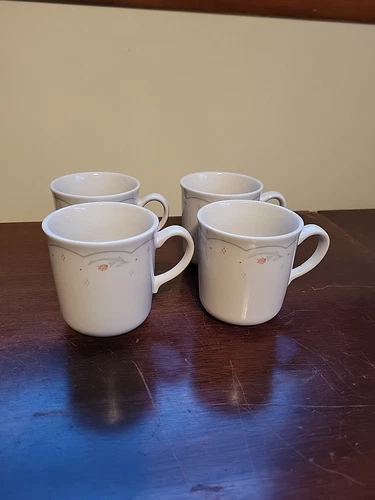 Set of 4 Vintage Corelle CALICO ROSE Coffee Tea Mug/Cup