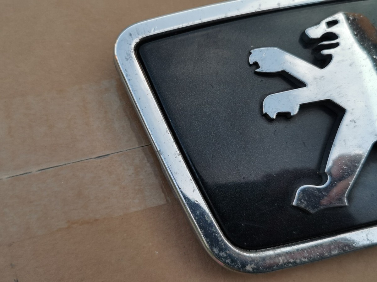 Front logo from peugeot 406 coupe, ZU04433010 | eBay