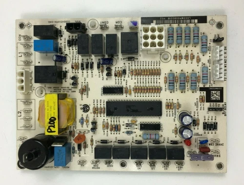 Carrier Bryant LH33WP008 Control Circuit Board CEPL131094-01 used #P200