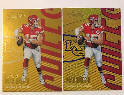 2018 Absolute Football Base + Blue Parallel Retail Exclusive (Pick Your Card)