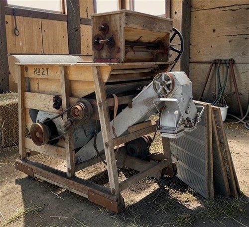 Antique A.T. Ferrell The Clipper No. 27 Seed Cleaner Grain Separator Belt Driven