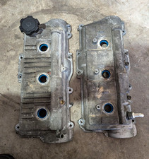 3.4L Toyota V6 Engine Valve Covers