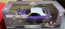 GREENLIGHT 1/18 GRAVEYARD CARZ 1970 DODGE CHALLENGER R/T PURPLE