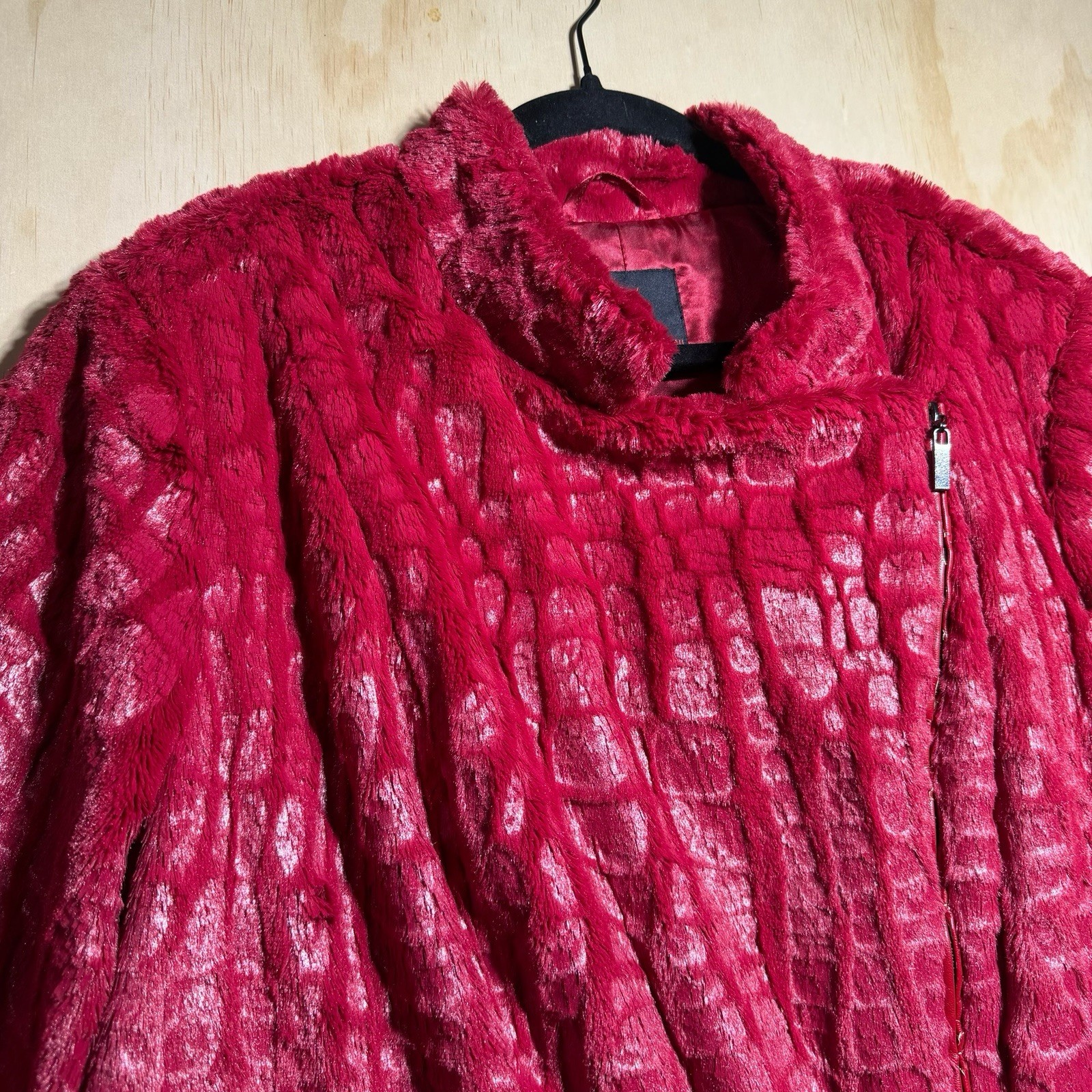 Adrienne Landau Red Faux Fur Croc Embossed Zip Jacket Women’s 2X Plush Luxe