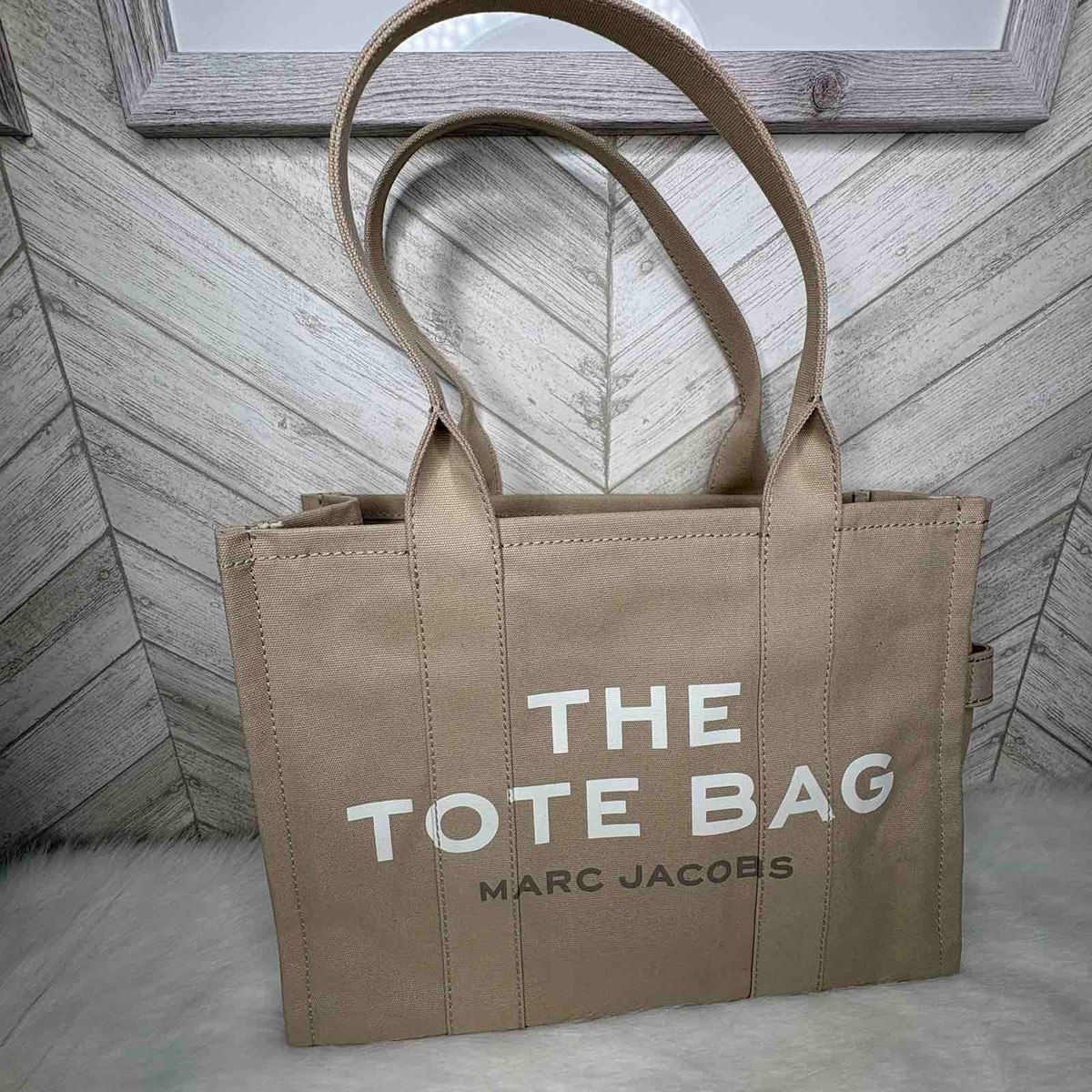 Marc Jacobs The Tote Bag Large Beige Canvas Logo Top Handle