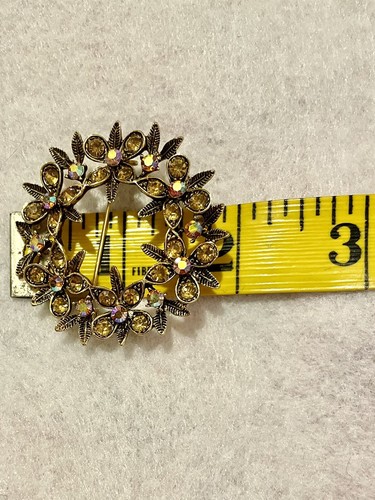 Vintage Art Flower Wreath Brooch Pin Aurora Borealis Crystal Stones Antiqued 2” - Picture 11 of 12