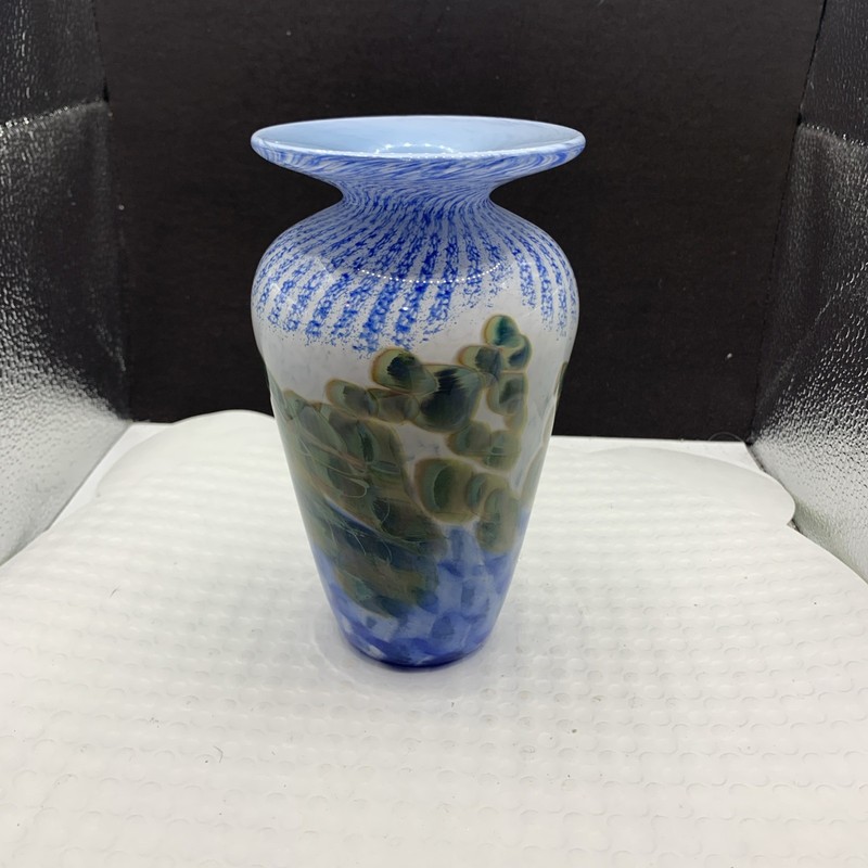 Michael Hahn Signed Art Glass Vase Signed ‘99  6.5” H