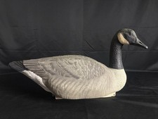 Caleba’s Real Image Plus Canada Goose Decoy 21”x13”x9”