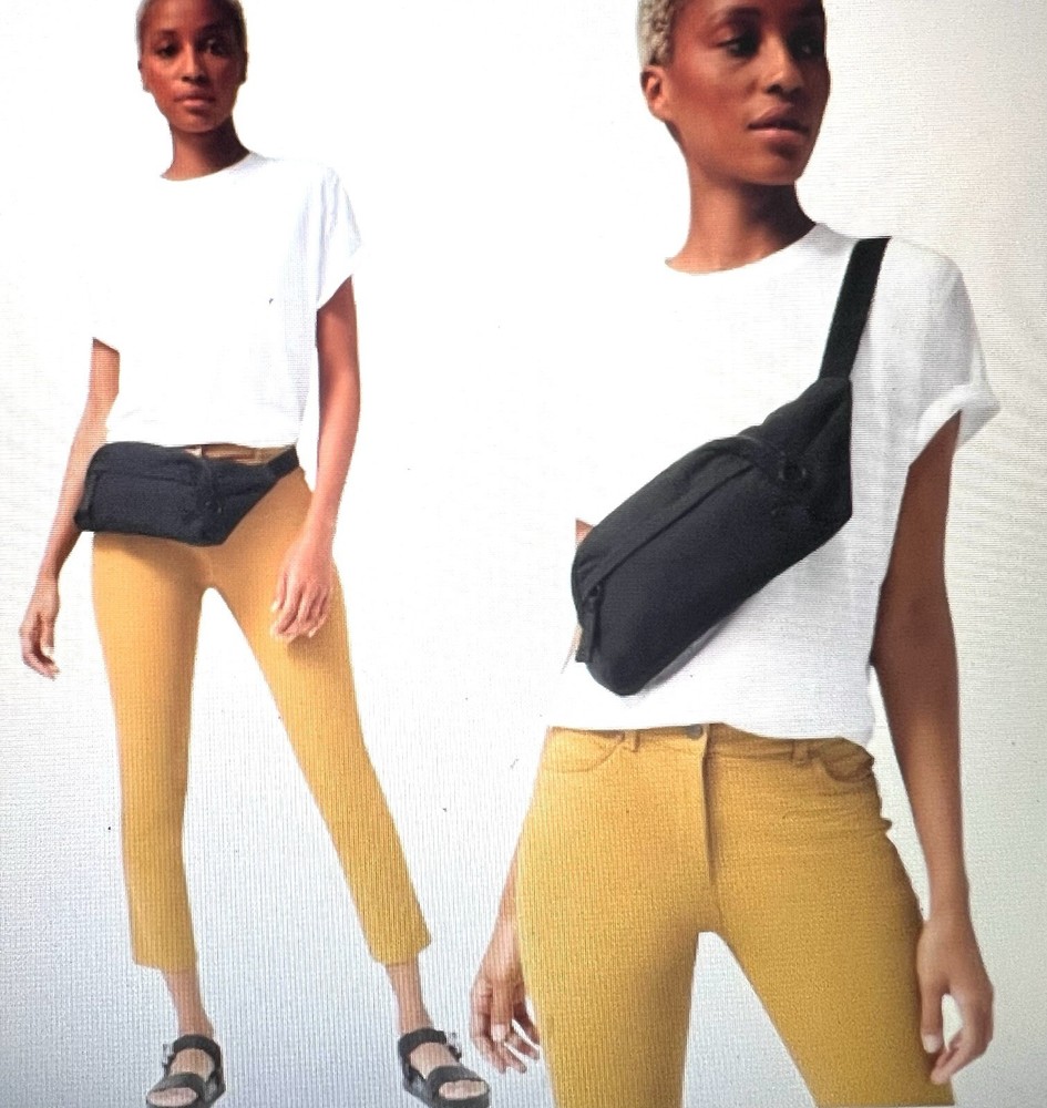 lululemon Everywhere Belt Bag in sleek black
