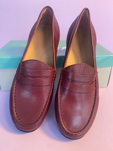 Sale!!!Women's "Array" Burgundy Color Leather penny Loafers New in Box Size 6 W - Picture 3 of 5