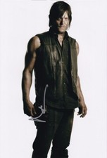 NORMAN REEDUS signed Autogramm 20x30cm THE WALKING DEAD in Person autograph COA