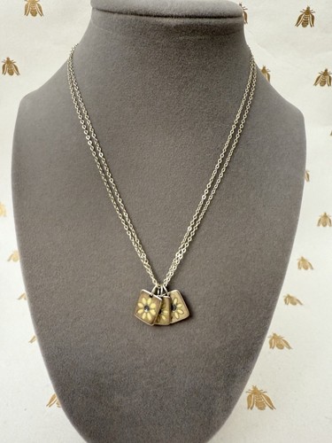 Damen Blumen weich gelb Gänseblümchen 3 identische Charms Silber Kette Halskette 16 Zoll