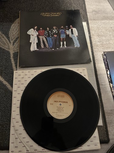 Street Survivors by Lynyrd Skynyrd, (1977 LP) VG+ - Picture 4 of 7