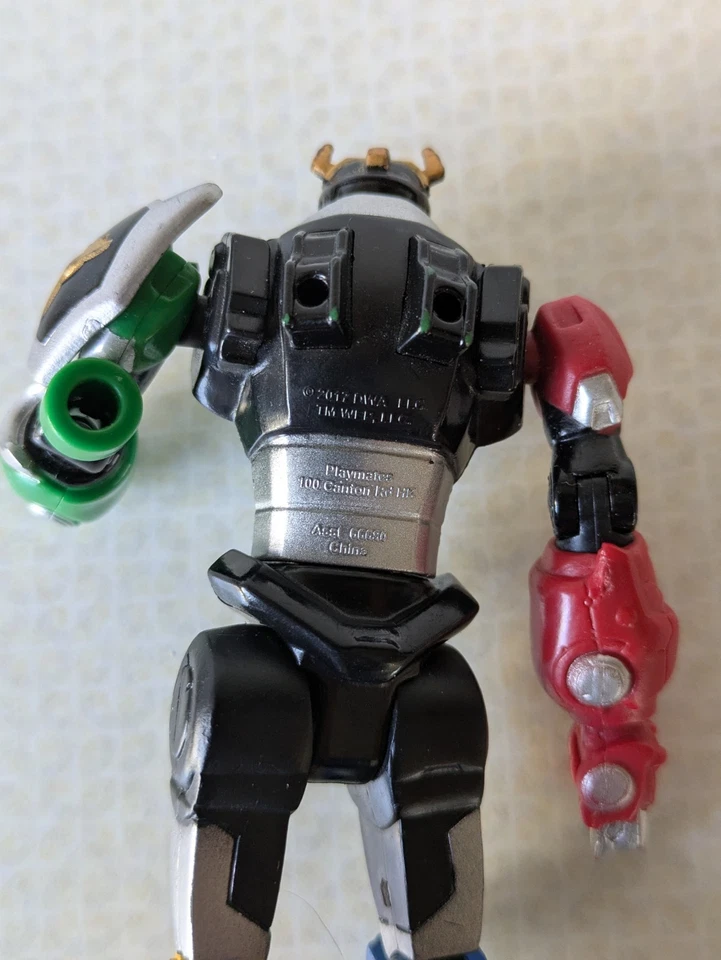 Figura de acción Voltron Legendary Defender: Lion Attack Voltron 6" Foto 3 de 3