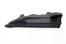 2015 - 2019 BMW X6 F16 RADIATOR RIGHT AIR GUIDE BAFFLE COVER OEM 64319245596