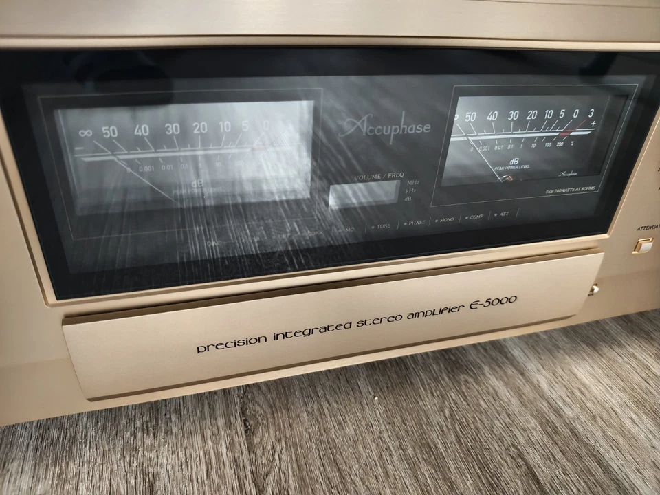Accuphase E-5000 im Top Zustand, Neupreis 14900Euro - Bild 2 von 4