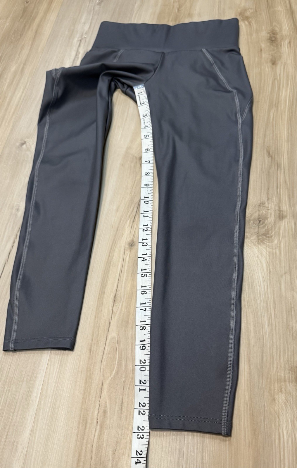 Michi Leggings High Waist Shiny Grey Perf Cond Made In Canada Size XS