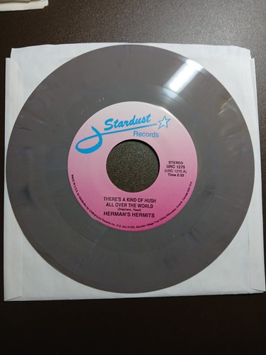 HERMAN'S HERMITS There's A Kind of Hush / No Milk Today MARBLED Vinyl 45 Record - Picture 2 of 9