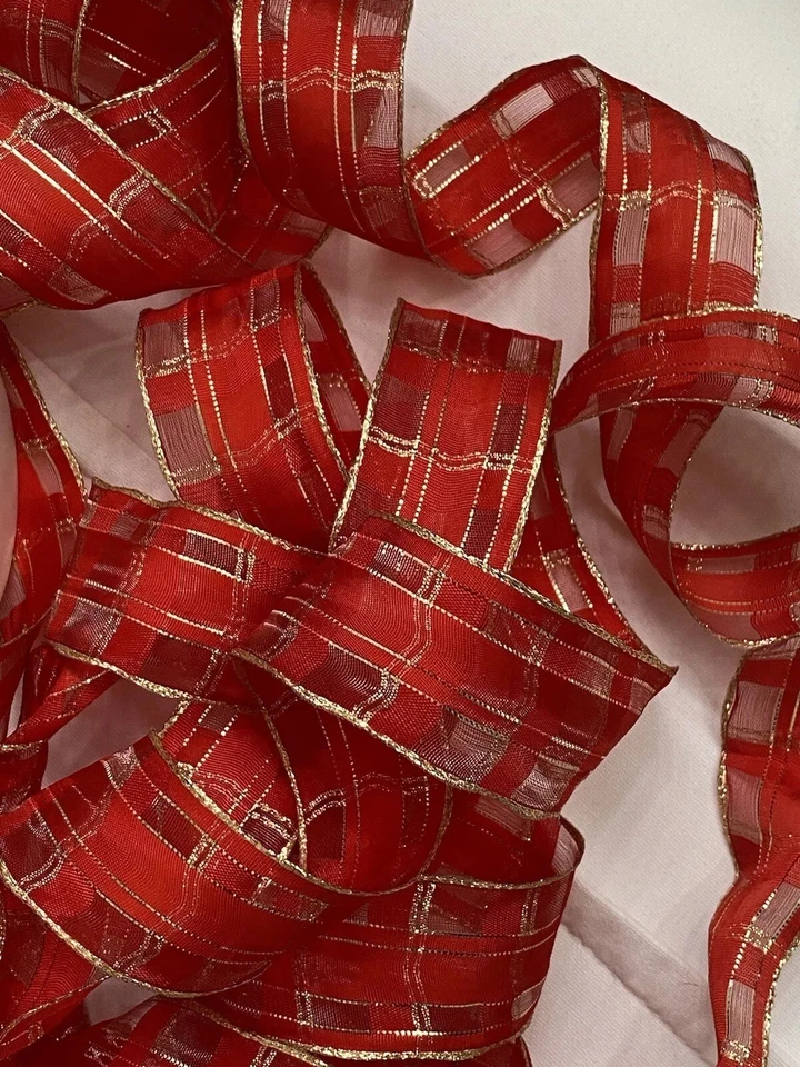 Vintage Red Gold Organza Ribbon Made In Switzerland Approx 3” x 50” - Image 4 of 4