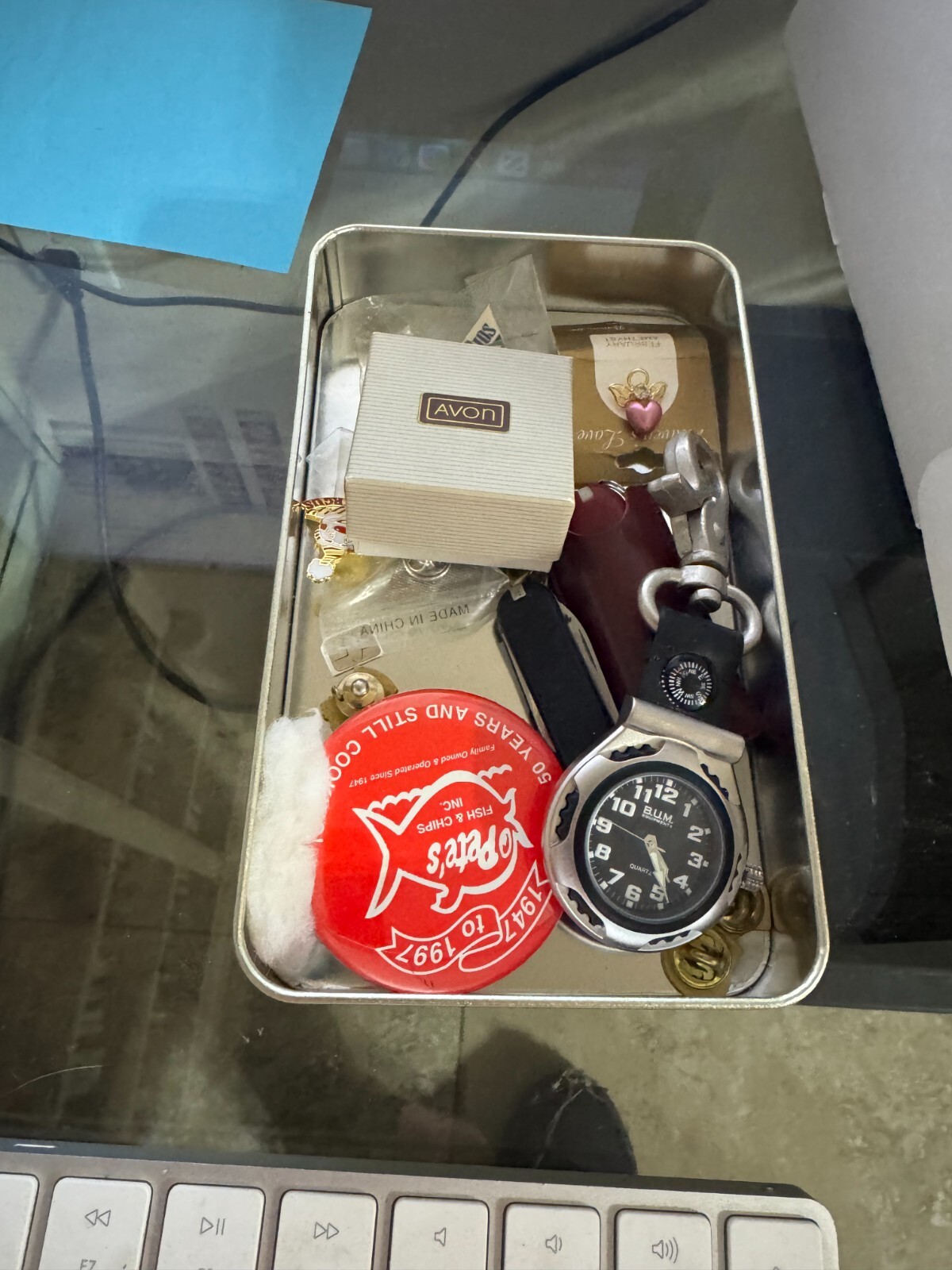 AA Watch, Random Chips, Swiss Interesting Misc Compass Army BUM Pins, Knife Lot - VintageWatches.PK AA Watch, Random Chips, Swiss Interesting Misc Compass Army BUM Pins, Knife Lot - vintagewatches.pk