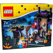 LEGO Seasonal - Trick or Treat Halloween Building Set - Halloween Series 401