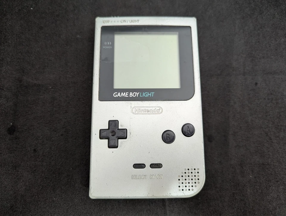 B588 Envío Gratis Nintendo Gameboy Consola de Bolsillo Plateada GB Japón RARO X Foto 3 de 4