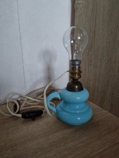 Lampe ancienne en opaline Bleue