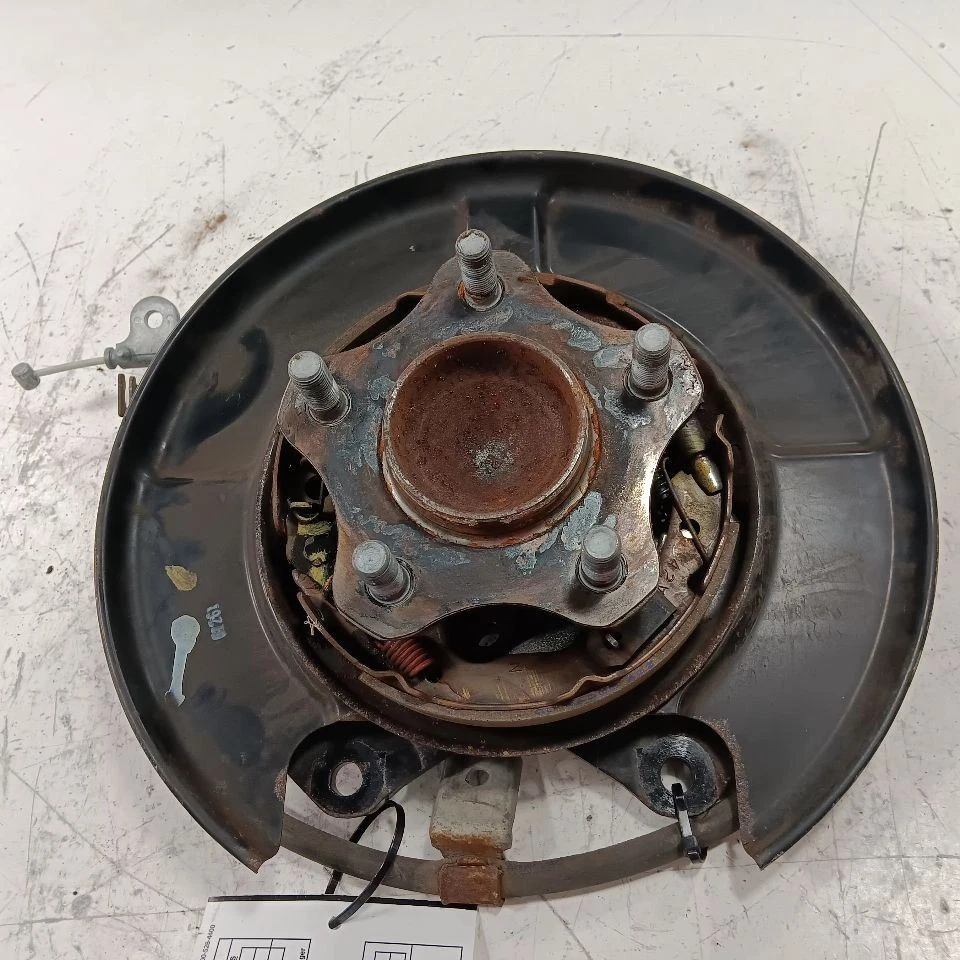 Buje cojinete nudillo husillo trasero derecho pasajero Nissan LEAF 2013 2014 2015 201 Foto 3 de 4