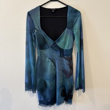 Pretty Little Thing Blue Blur Floral Print Mesh Shift Dress Size 8 EUC