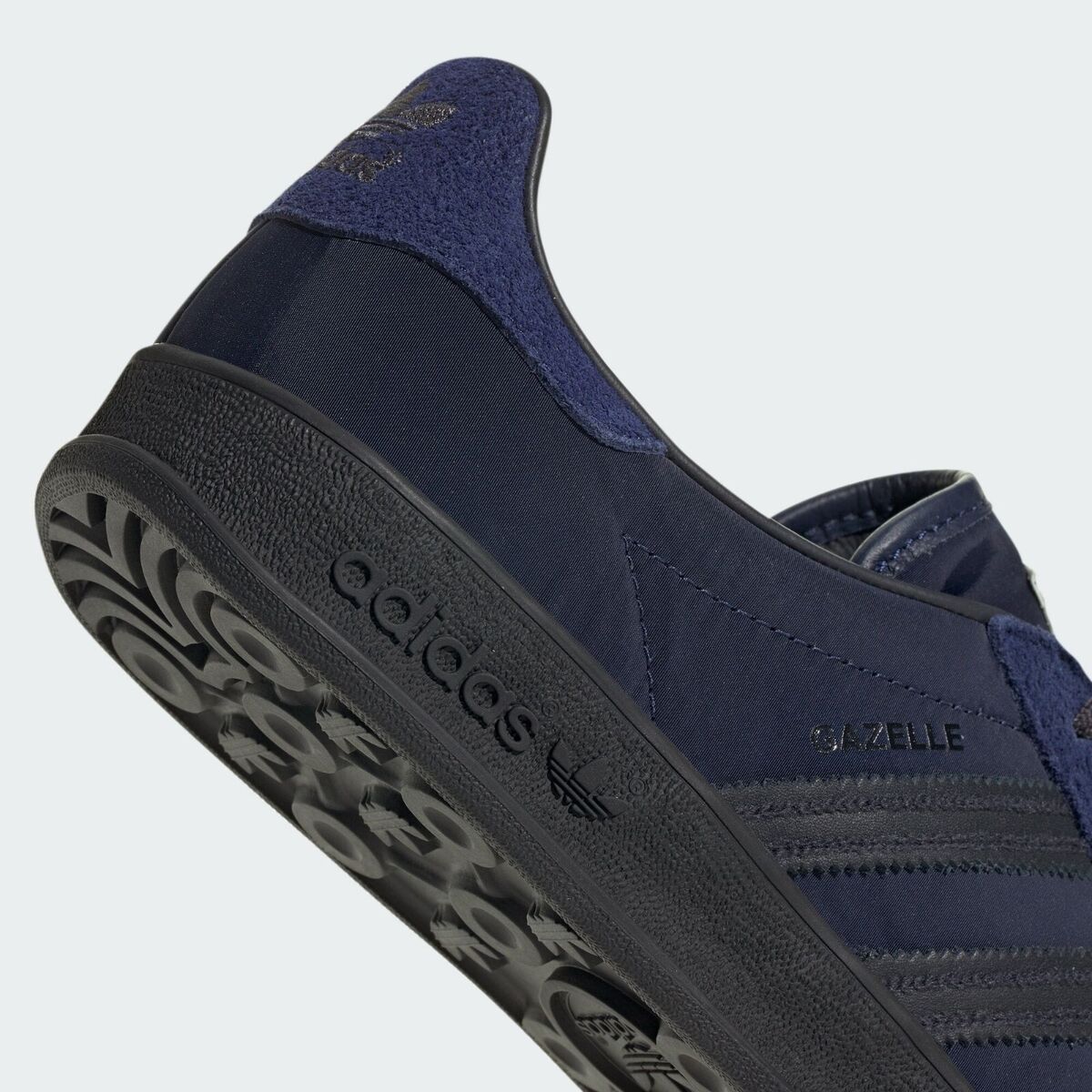 Hikari Shibata × adidas Originals Gazelle Indoor 2colors Hikari Shibata × adidas Originals Gazelle Indoor 2colors