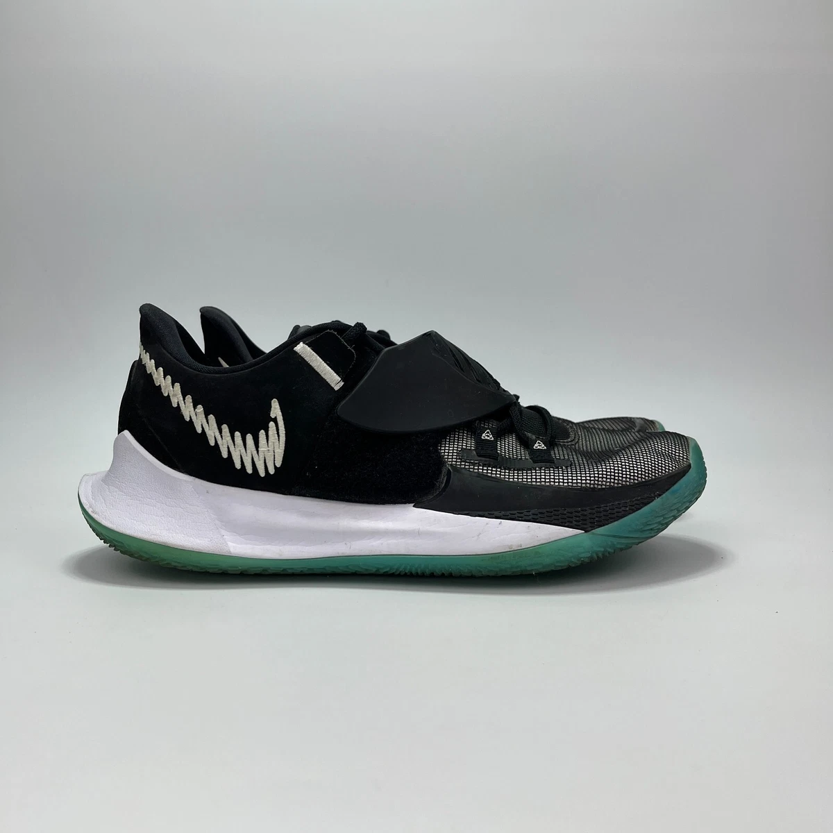 Nike Kyrie 3 Low Moon for Sale | Authenticity Guaranteed | eBay