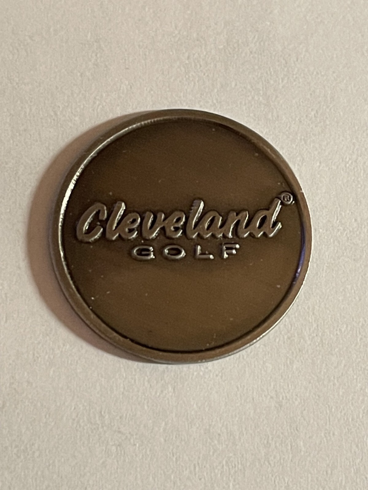 Crosshairs Divot Tool & 1" Cleveland Golf Coin Style Golf Marker - A Beauty!