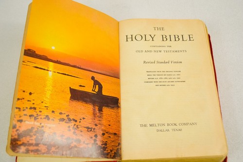 1952 Vintage Holy Bible RSV Revised Standard w/ Concordance Melton Red Leather - Picture 5 of 15