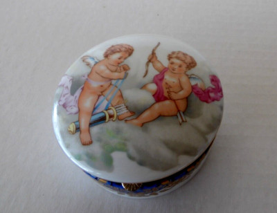 Limoges Style Porcelain Hinged Lid Trinket Jewelry Box Vintage Cherubs Angels
