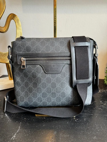 Petit sac messager noir GUCCI Supreme