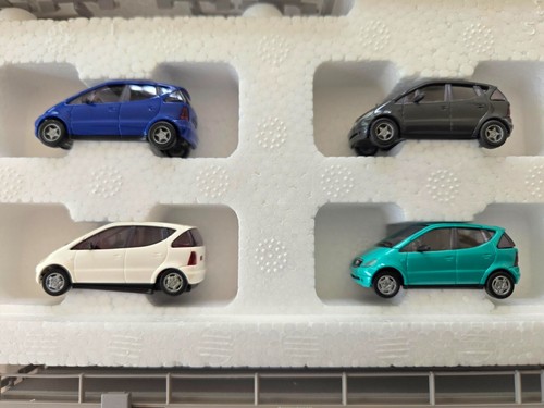 COCHE DE TRANSPORTE AUTOMÁTICO DOBLE MARKLIN HO 47122 CON 8 COCHES MERCEDES-BENZ CLASE A - Imagen 5 de 9