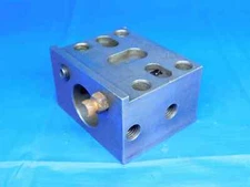 1 1/2 I.D. BORING BAR LATHE TURRET TOOL HOLDER BLOCK 45mm X 80mm BOLT PATTERN