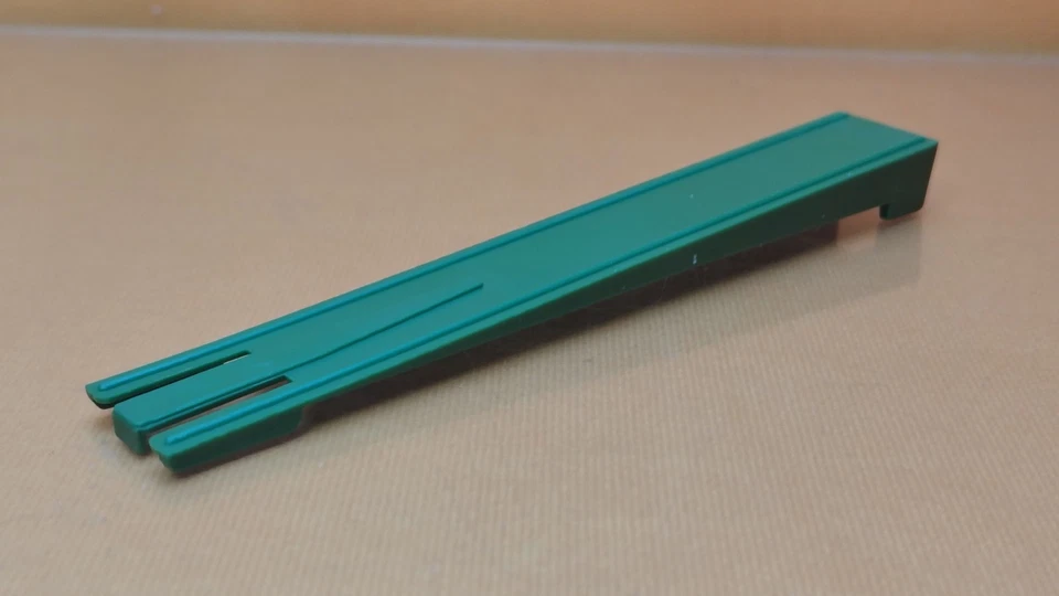 Model Power N Gauge 3965 Plastic Re-Railer x 1 pc - Image 2 of 4